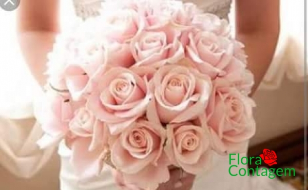Buquê de Noiva Rosas Rosas 