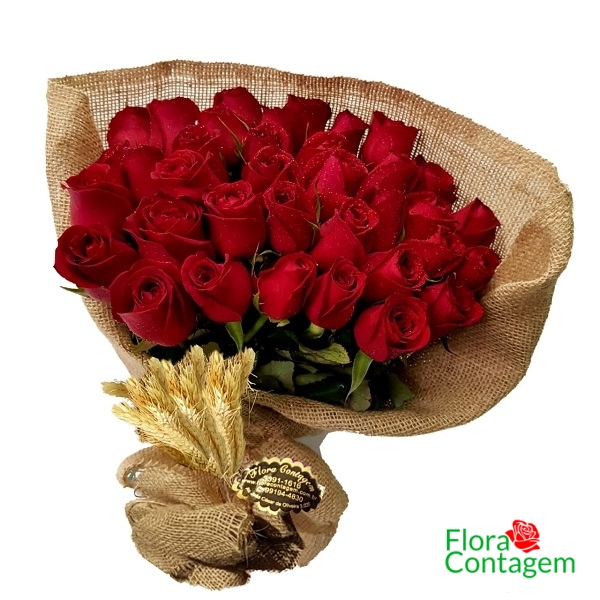 Buquê Rústico 36 Rosas Vermelhas