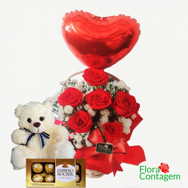 Cesta Rosas Vermelhas, Pelúcia, Balão e Chocolates