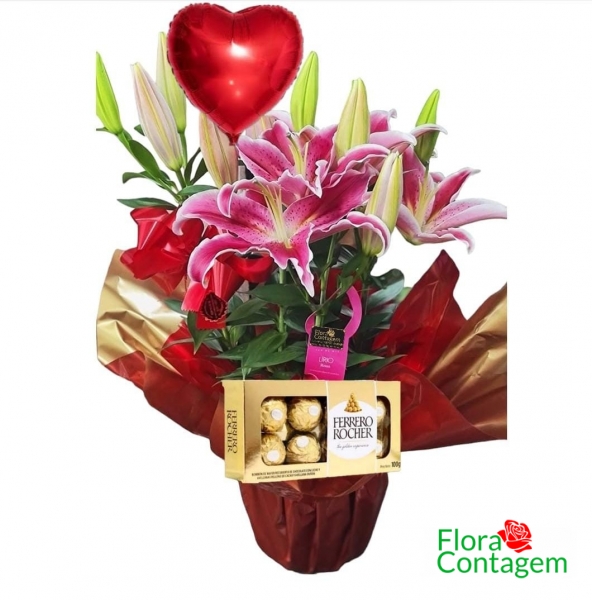 Lírio Rosa Plantado, Caixa de Chocolate e Balão de Coração
